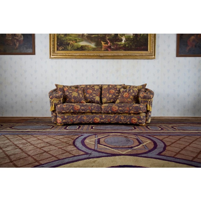 Luxury Italian Sofa from Turri, Carugo, Italy For Sale - Image 11 of 12