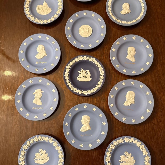 Mid 20th Century Mid 20th Century Wedgwood Plates - Set of 12 For Sale - Image 5 of 6