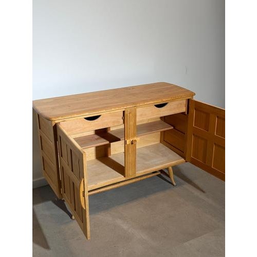 Model 120 Sideboard in Elm from Ercol For Sale - Image 3 of 7