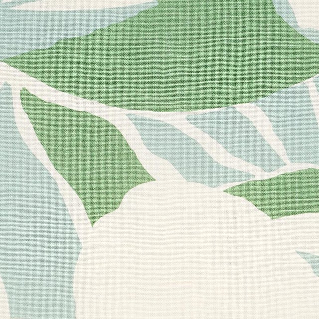 Abstract Sample - Schumacher Stevie Fabric in Green For Sale - Image 3 of 4