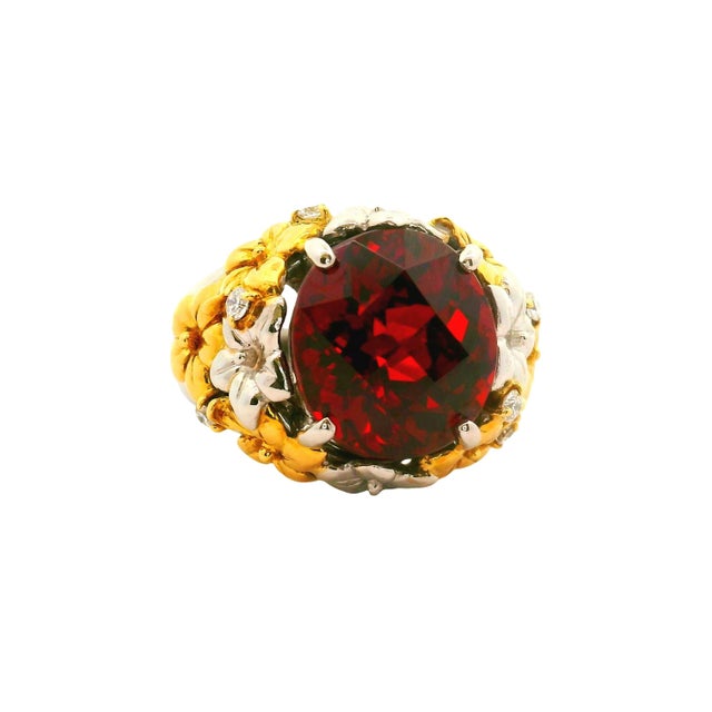 Contemporary 8.41 Carat Garnet Diamond Platinum-18k Yellow Gold Flower Motif Ring, Size 6.5 For Sale - Image 3 of 8