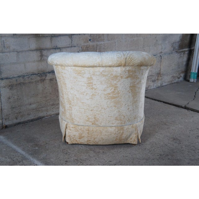 Mid 20th Century Hickory Tavern Mid Century Velvet Barrel Back Tufted Lounge Arm Chair For Sale - Image 9 of 13