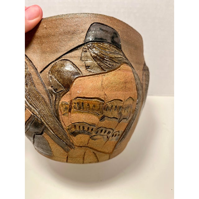 Native American 1970 Jean Donovan Studio Art Pottery Hand Thrown Signed and Dated Pot Vase For Sale - Image 3 of 8