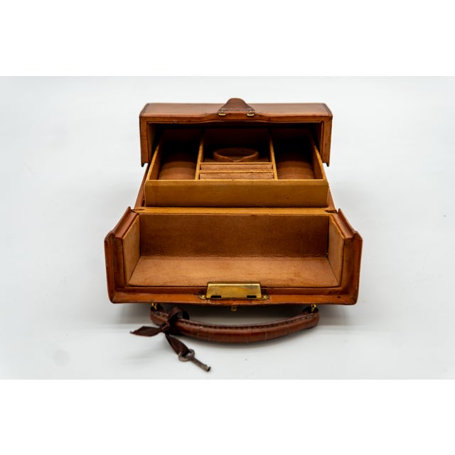 English Jewelry Box in Saddle Brown Leather For Sale - Image 11 of 13