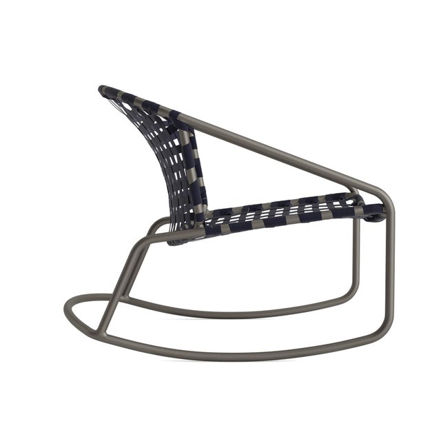 Contemporary Brown Jordan Kantan Aluminum Suncloth Motion Lounge Chair, Mica frame with Marine fabric For Sale - Image 3 of 11