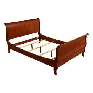 Ethan Allen Medallion Collection Cherry Queen Sleigh Bed For Sale