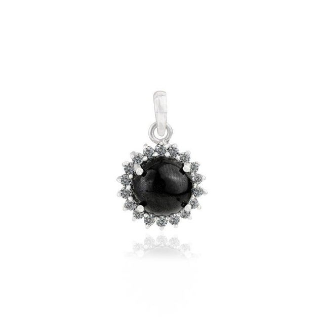 Contemporary Delicate Yet Bold 5.71 Ct Black Star Pendant for Special Occasions For Sale - Image 3 of 12