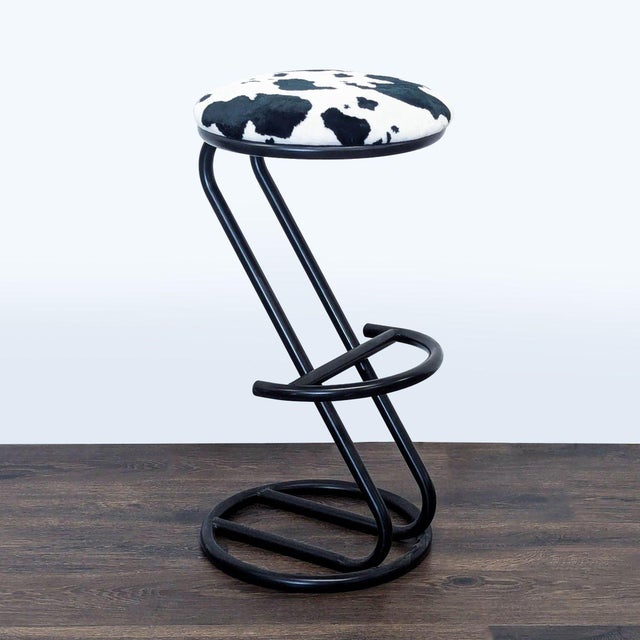 Metal frame. Brand: Ambiente. Dimensions (in): 17W x 17D x 31H.