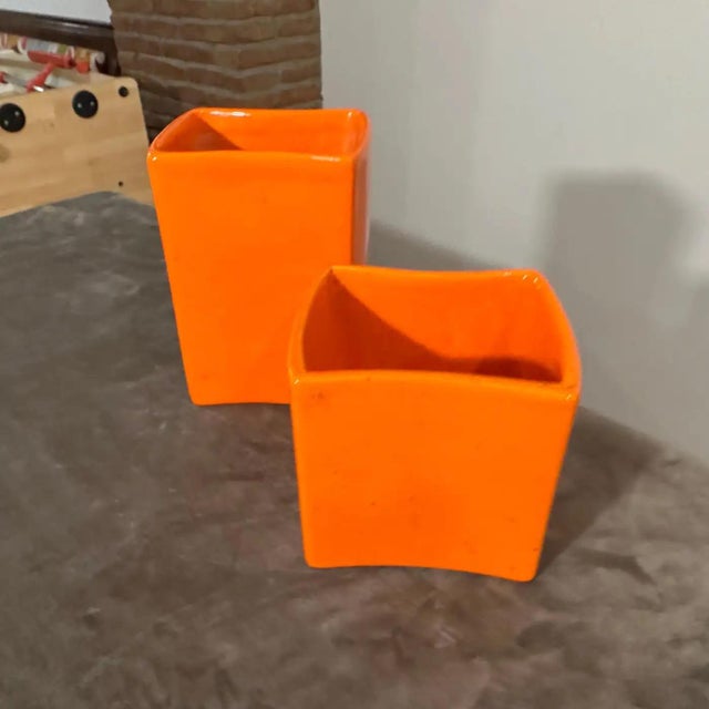 C. 1970 Two Modern Orange Ceramic Vases by Franco Bettonica for Gabbianelli For Sale - Image 10 of 10