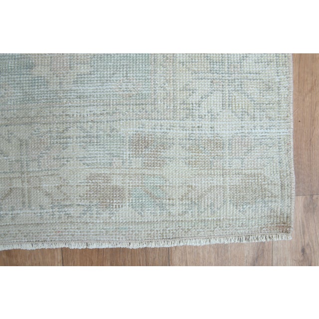Turkish 1970s Vintage Handmade Wool Cotton Turkish Beige Area Rug For Sale - Image 3 of 11