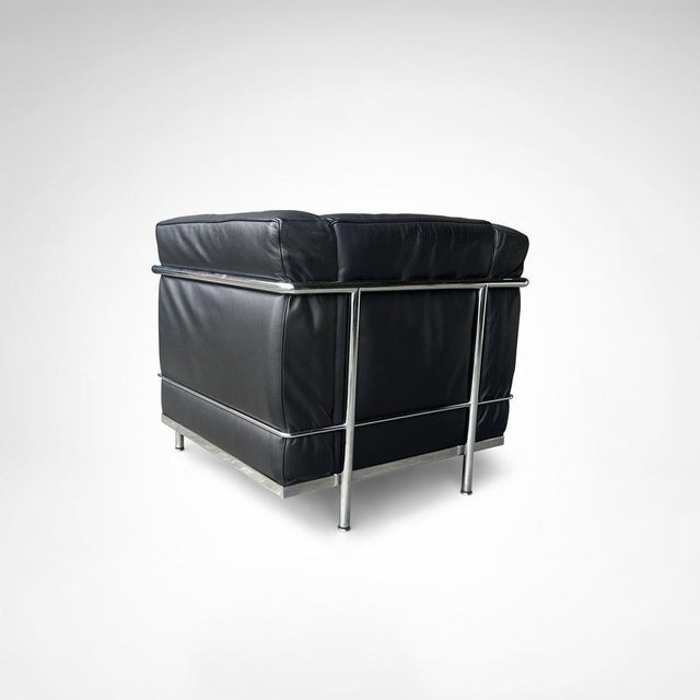 Set of LC2 Armchair and Ottoman by Le Corbusier for Cassina, 1990s For Sale - Image 6 of 16
