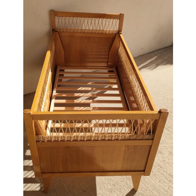 Vintage Children's Bed in Wood with Rattan Trim, 1960s For Sale - Image 3 of 8