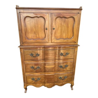 John Widdicomb Grand Rapids Walnut Gentleman's Chest - Louis XV Style - Vintage Mid 20th Century For Sale