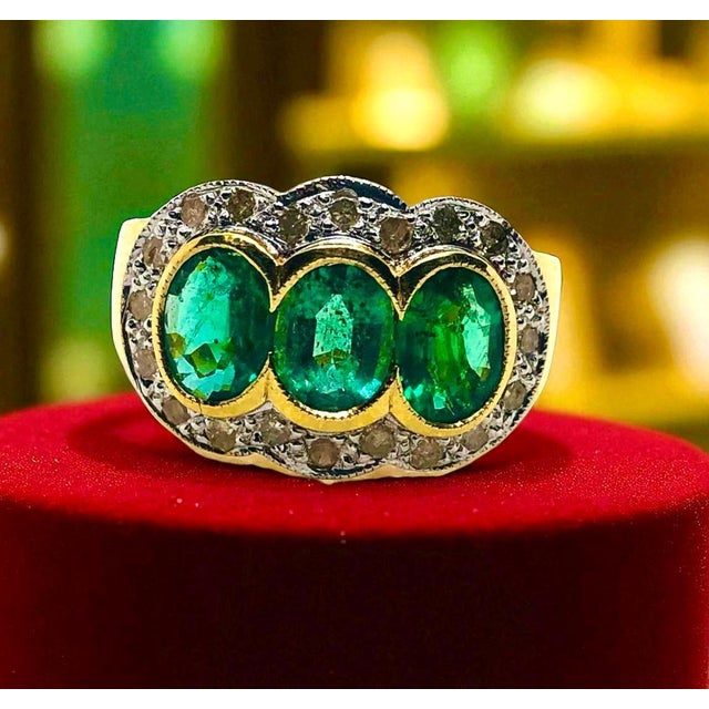 Late 20th Century Bochic “Capri” Vintage Natural Diamond & Emerald Retro Ring Set In 18K Gold & Silver For Sale - Image 5 of 13