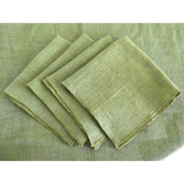 Vintage Woven Linen Tablecloth and Napkins - Set of 5 For Sale In Miami - Image 6 of 10