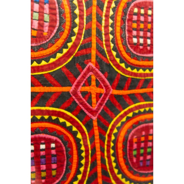 "The Art of Mola" Textile Art by the Kuna For Sale - Image 4 of 6