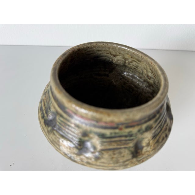 1980s Vintage Green Speckled Glazed Art Pottery Vase by Nason/ Sold For Sale - Image 4 of 11