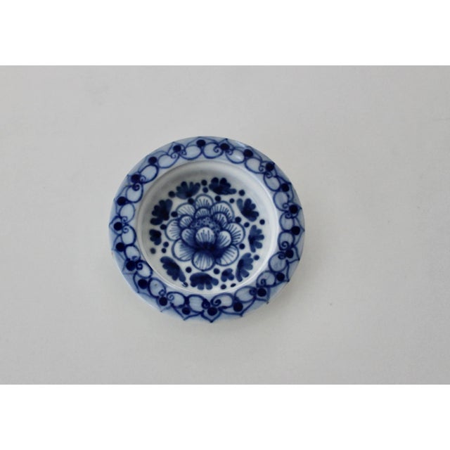 Ceramic Vintage Blue & White Tea Pot For Sale - Image 7 of 10