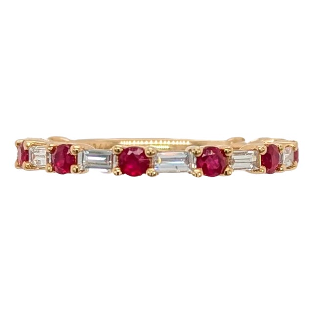 All Natural Ruby Band Ring with Earth Mined Diamonds in Solid 14k Yellow Gold, Size 6.75 For Sale