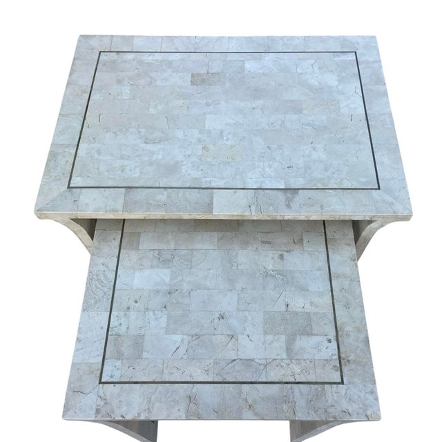Late 20th Century Marble Veneer & Brass Inlay Waterfall Nesting Tables, a Set of 2 | Hollywood Regency For Sale - Image 5 of 12