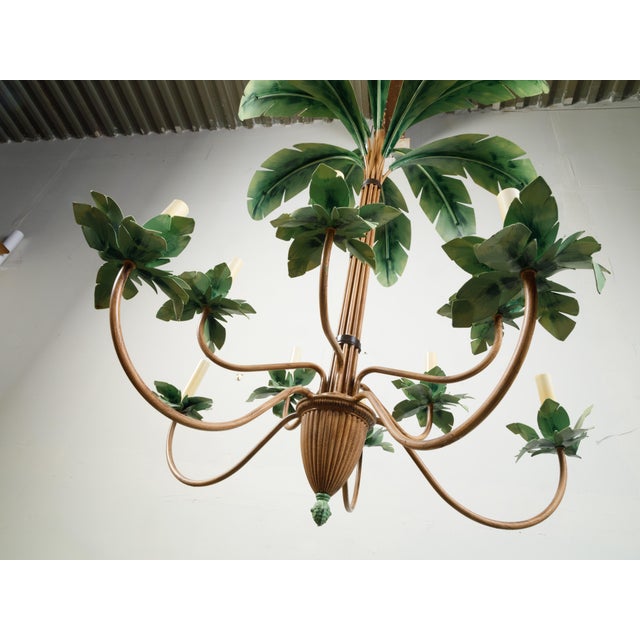 Metal Mid 20th Century Mid-Century Modern Painted Tôle 10-Arm Palm Tree Light Fixture with Green Leaves For Sale - Image 7 of 10