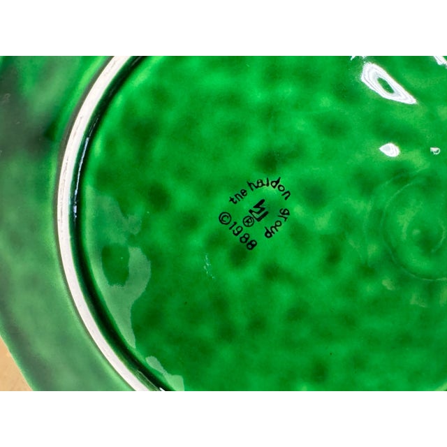 Vintage Porcelain Daisy Motif Dessert Plates, Set of 4 For Sale - Image 4 of 4