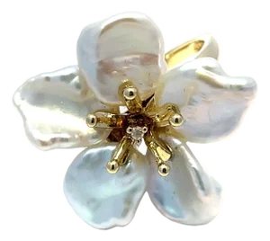 14k Yellow Gold Ring With Natural Freshwater Pearl Petals & Diamond Center, Size 7