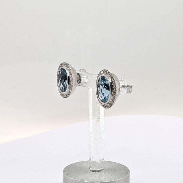 Contemporary Late 20th Century Aquamarine Stud Earrings With a Diamond Halo in 14k White Gold, A Pair For Sale - Image 3 of 5