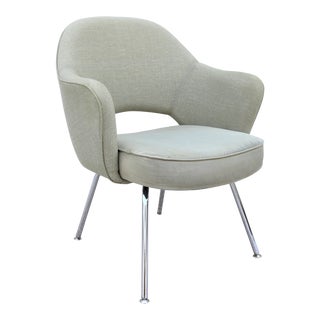 Mid-Century Modern Style Eero Saarinen for Knoll Green Executive Arm Chair For Sale