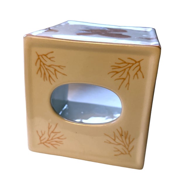 1990s 1990s Vintage Amita Coral and Seashell Porcelain Tissue Toothbrush Box Bathroom Vanity Set of 3 For Sale - Image 5 of 11