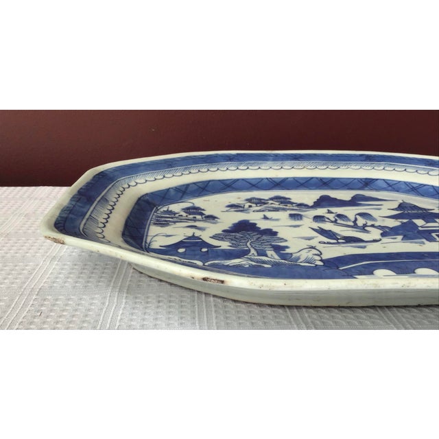 Late 19th Century Chinese Porcelain Canton Platter For Sale In Washington DC - Image 6 of 12