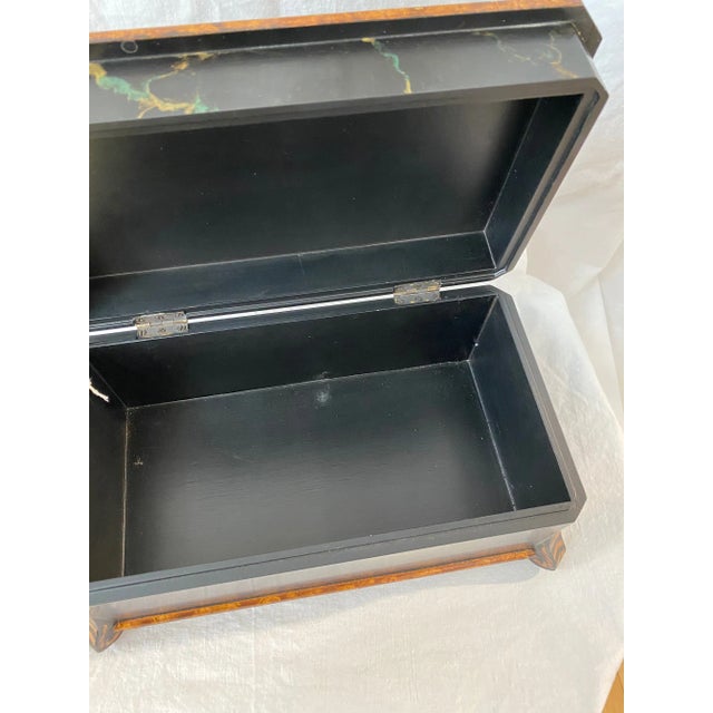 1980s 1980s John Richard Faux Marble Box With Gold Trim For Sale - Image 5 of 11