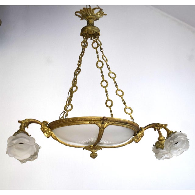 French Neoclassical Chandelier with Gilded Bronze and Frosted Etched Glass, Early 20th Century For Sale - Image 3 of 10