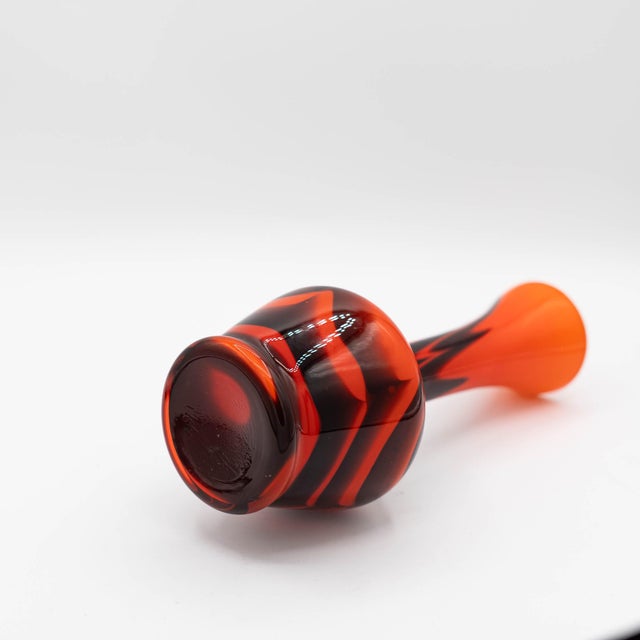 Murano Opal Glass Swirl Vase attributed to Carlo Moretti, 1970s For Sale - Image 4 of 8