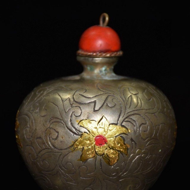 1950s Antique Gilt Silver Snuff Bottle With Floral Motif - Asian Collectible For Sale - Image 5 of 9