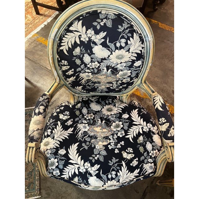 Pair of Vintage French Louis XVI Style Painted Fauteuil Armchairs For Sale In Atlanta - Image 6 of 13