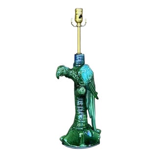 Vintage Coastal Royal Haeger Glazed Ceramic Parrot Table Lamp For Sale