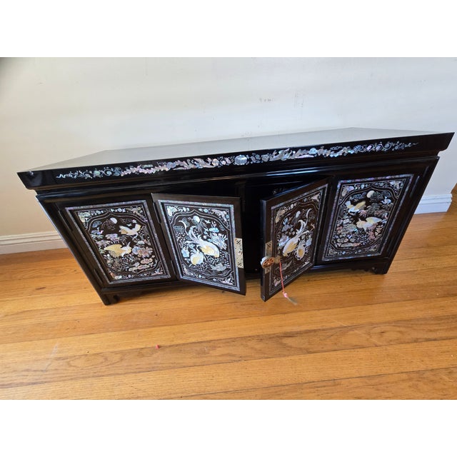 Traditional Vintage Korean Low Scholars Cabinet With Mother-of-Pearl Inlay For Sale - Image 3 of 9