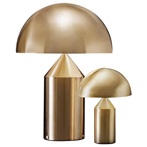 Metal Large and Small Atollo Gold Table Lamps by Vico Magistretti for Oluce, Set of 2 For Sale - Image 7 of 7