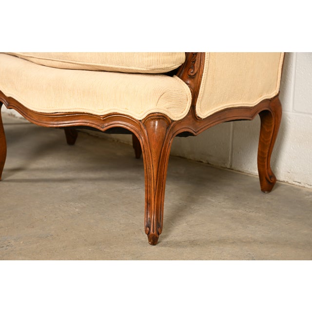 Baker Furniture French Provincial Louis XV Carved Fruitwood Bergère Chairs, Pair For Sale - Image 10 of 14