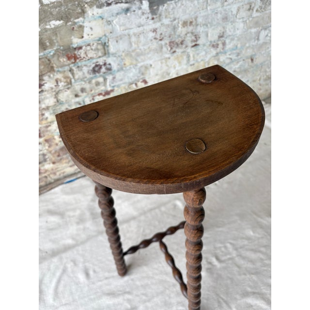 1980s Vintage Demi-Lune Barley Twist Stool / Accent Table For Sale - Image 5 of 9