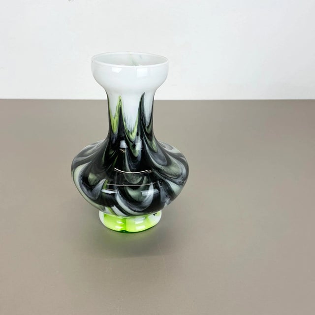 Large Vintage Pop Art Multicolor Opaline Vase, Italy, 1970s For Sale - Image 3 of 16