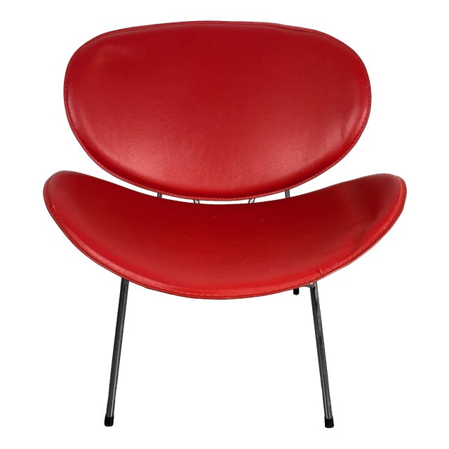 Red Lounge Chair in Vinyl, 1980 For Sale