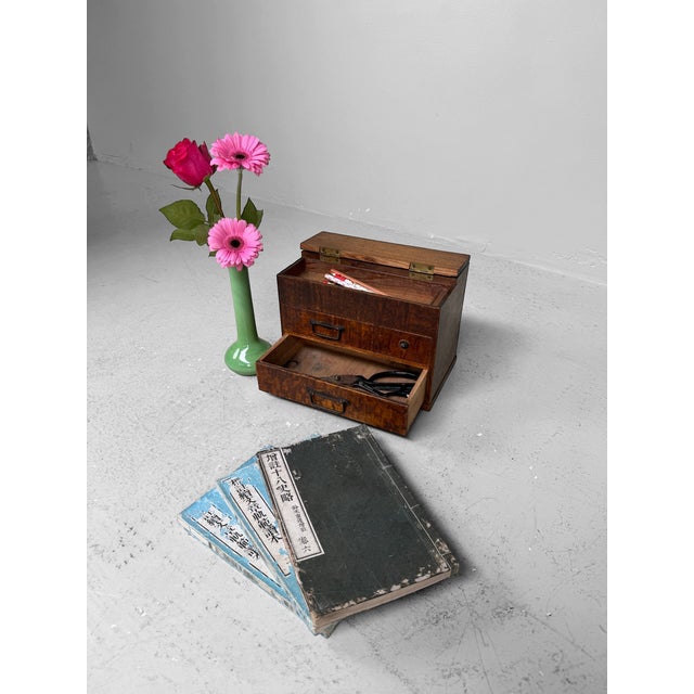 Wood Japanese Shōwa Hari Bako Sewing Box, 1950s For Sale - Image 7 of 11