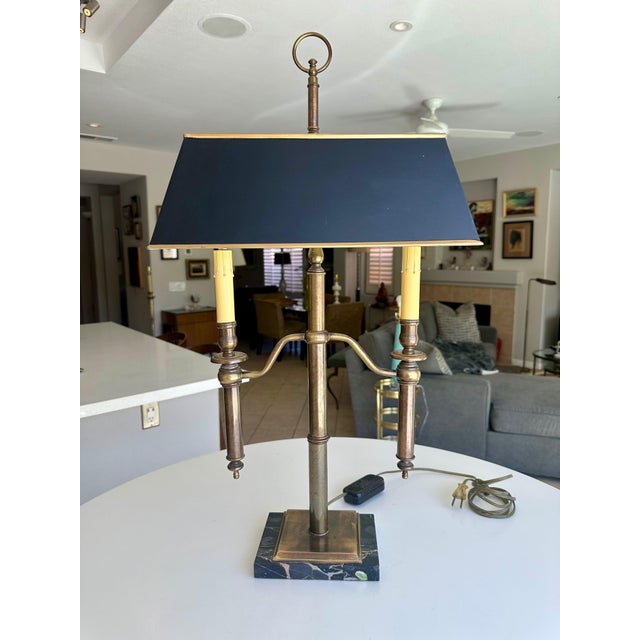 Brass French Directoire Style Bouillotte Tole Table Lamp For Sale - Image 4 of 16