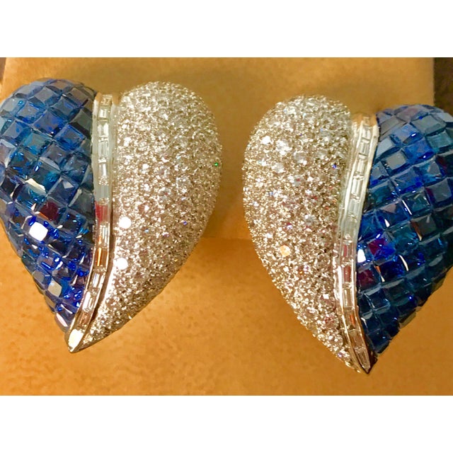 Contemporary Invisible Mystery Set Sapphire and Diamond Cocktail Earring 18 Karat Gold For Sale - Image 3 of 18