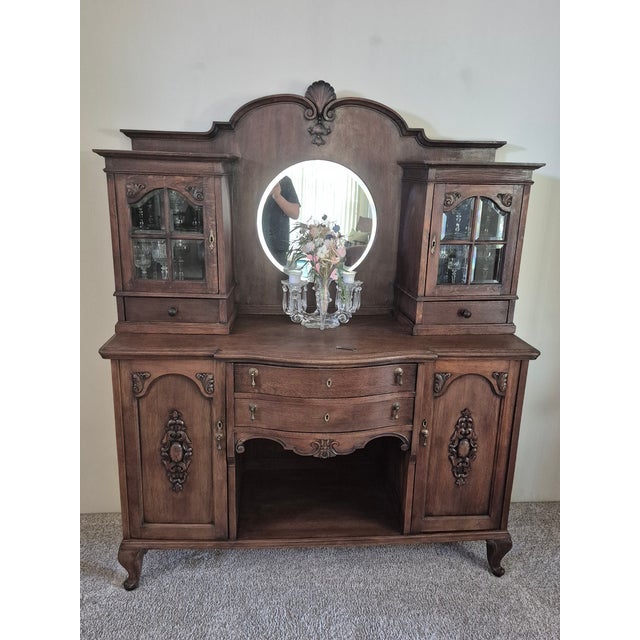 Late 19th-Century Victorian Hand-Carved Oak Buffet With a Beveled Mirror For Sale - Image 4 of 15
