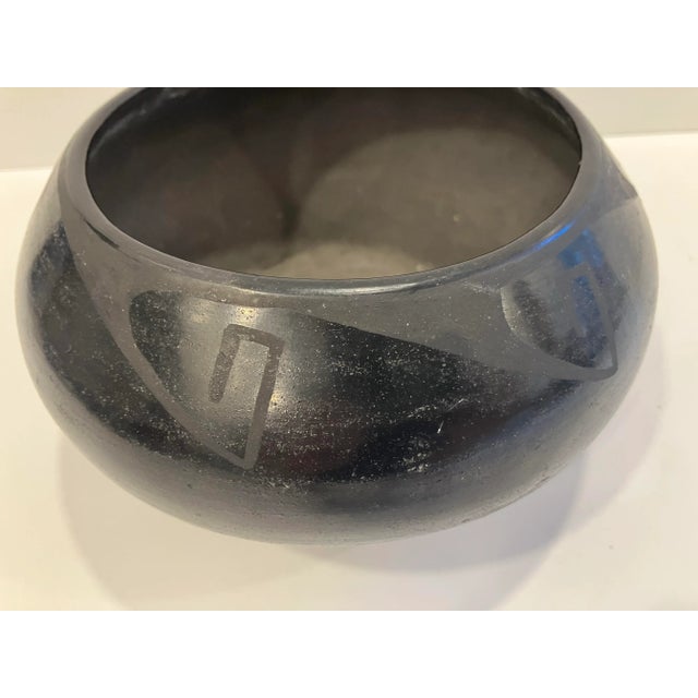 1960s 1960s San Ildefonso Pottery Bowl For Sale - Image 5 of 8