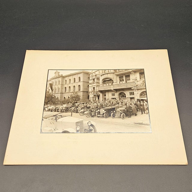 Ly. Large Images of a Car Meeting, 1890s-1910s, Photographs, Set of 2 For Sale - Image 5 of 6