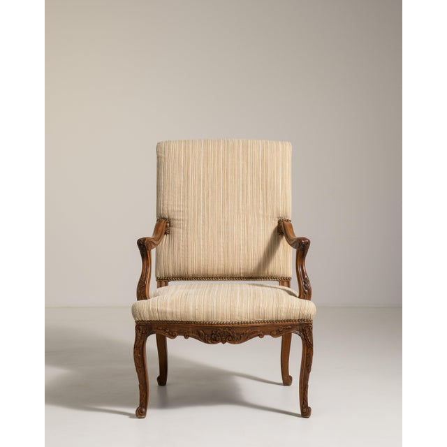 Louis XV Oak Throne Chair, Rococo Style, France, 19th Century For Sale - Image 12 of 13